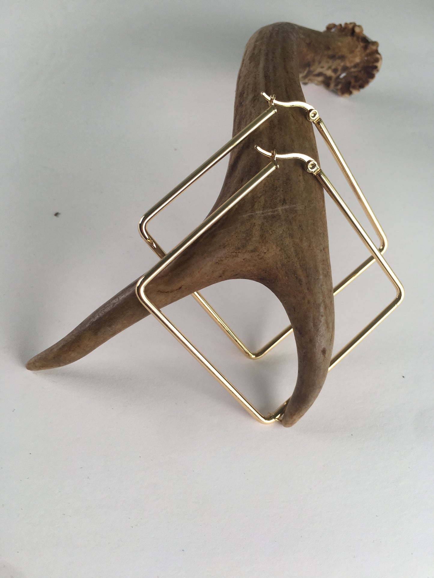 Polly Pretty Stoxx Outlast Earrings