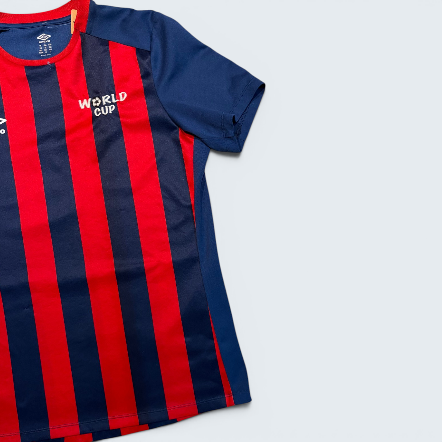 Umbro World Cup #4 soccer jersey — Size Youth L