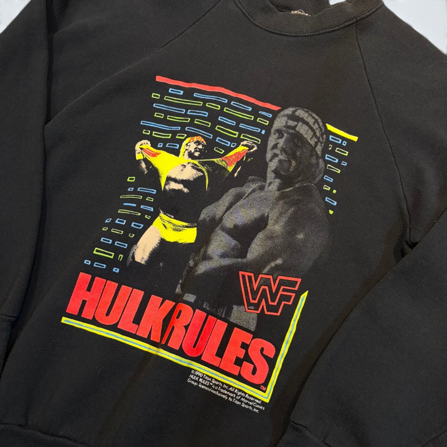 Fruit of the Loom - WWF "Hulk Rules" Crewneck Sweatshirt - M