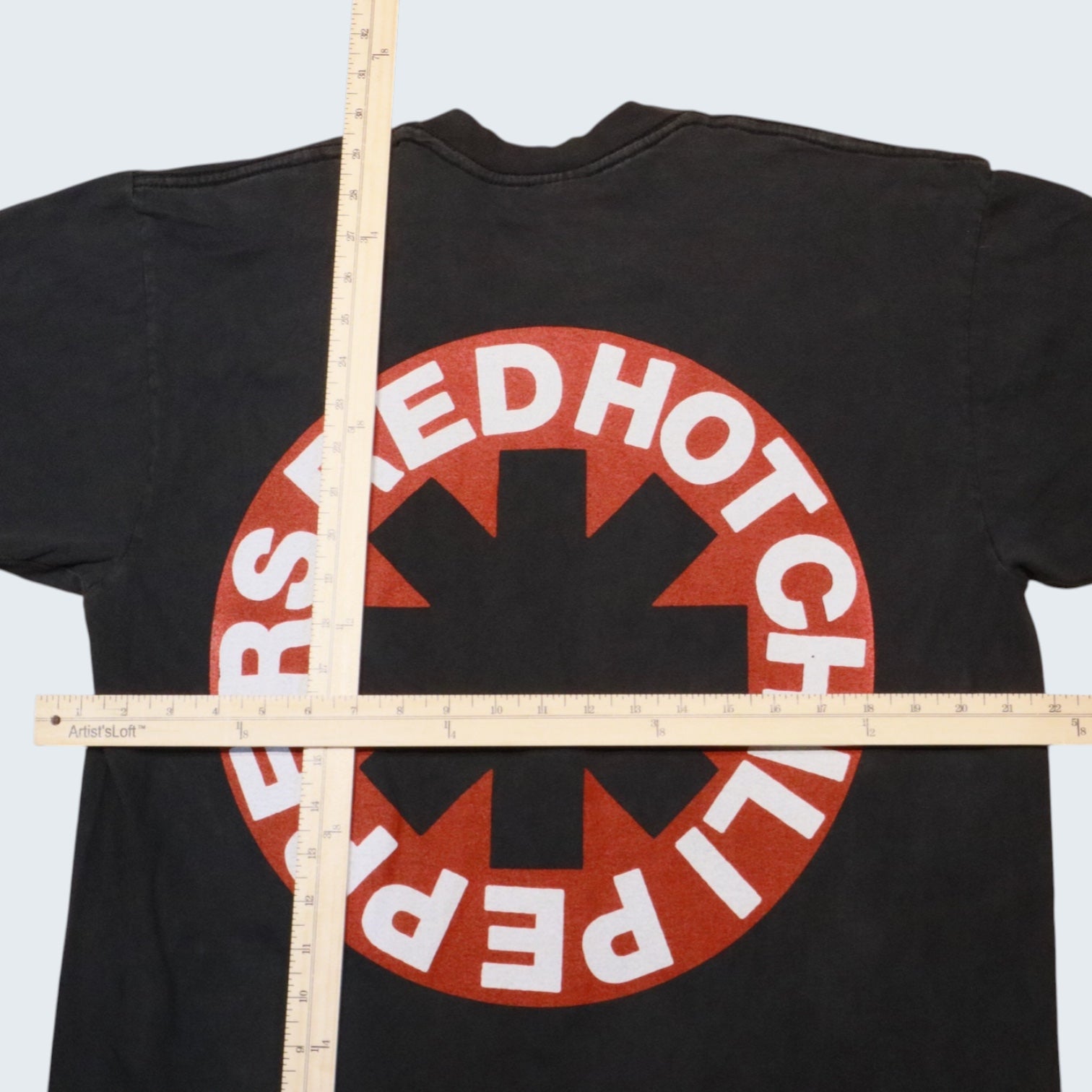 Red Hot Chilli Peppers - Graphic Tee - L