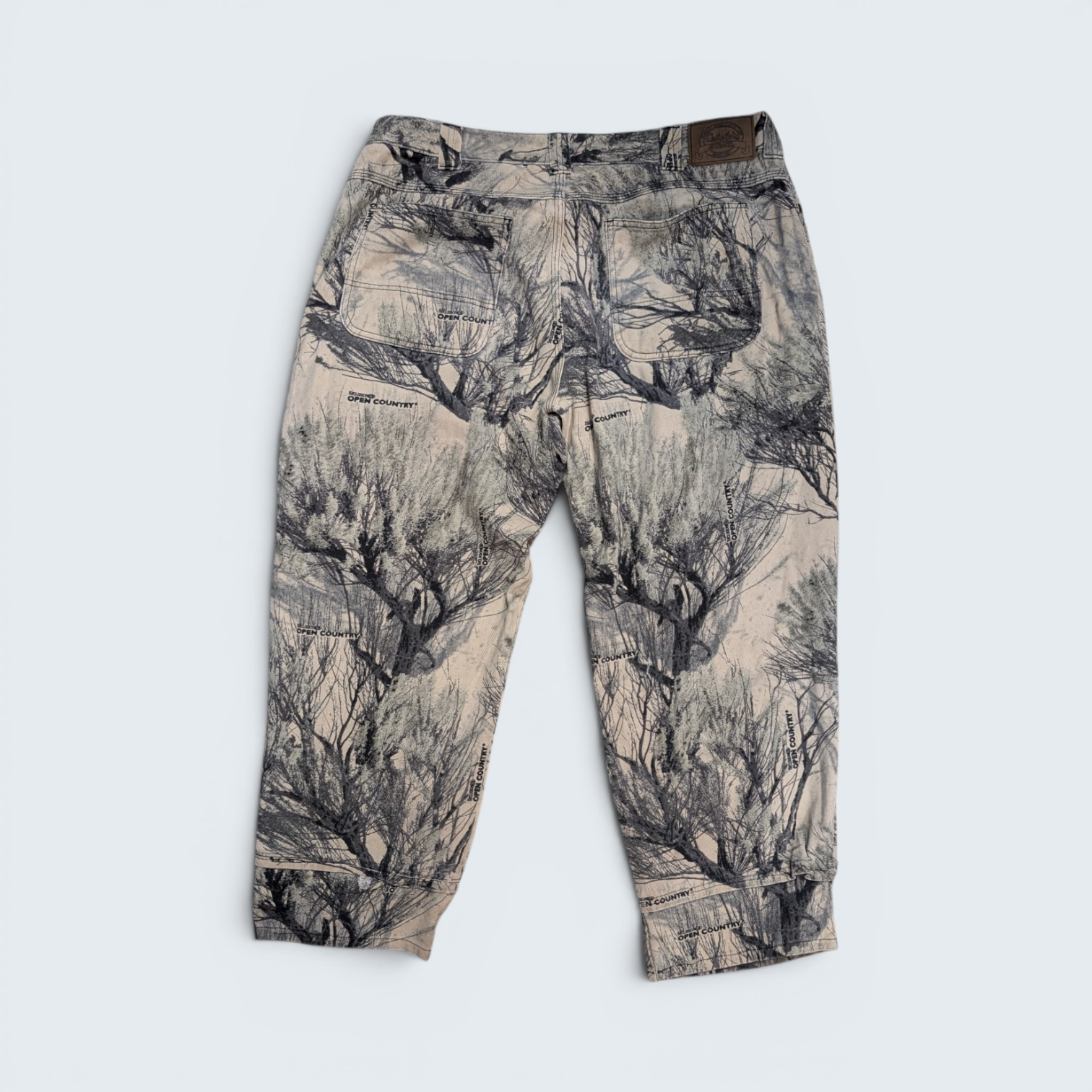 Cabelas - Green Camo Cargo Pants - 40