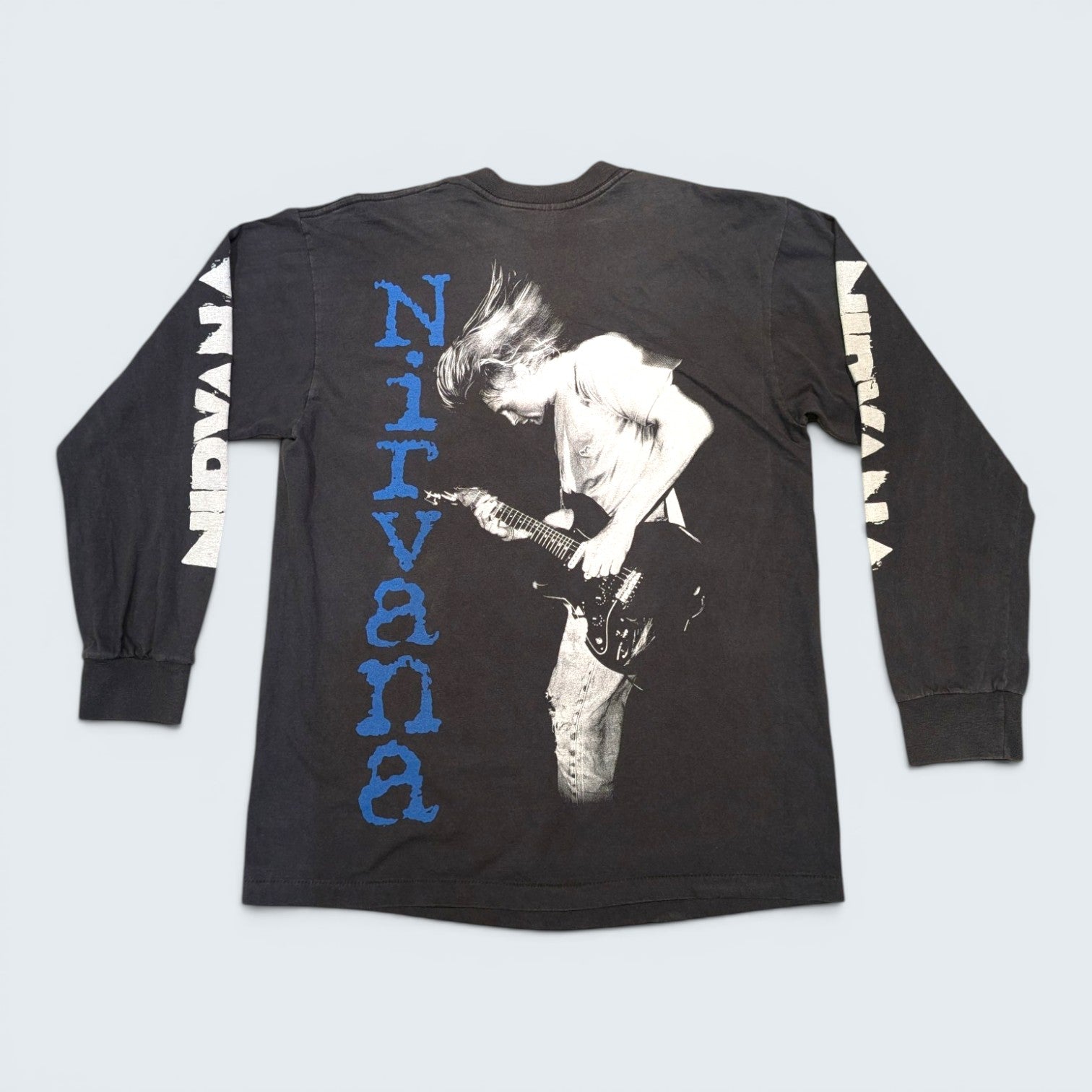 Kurt Cobain Nirvana Graphic Long Sleeve - L