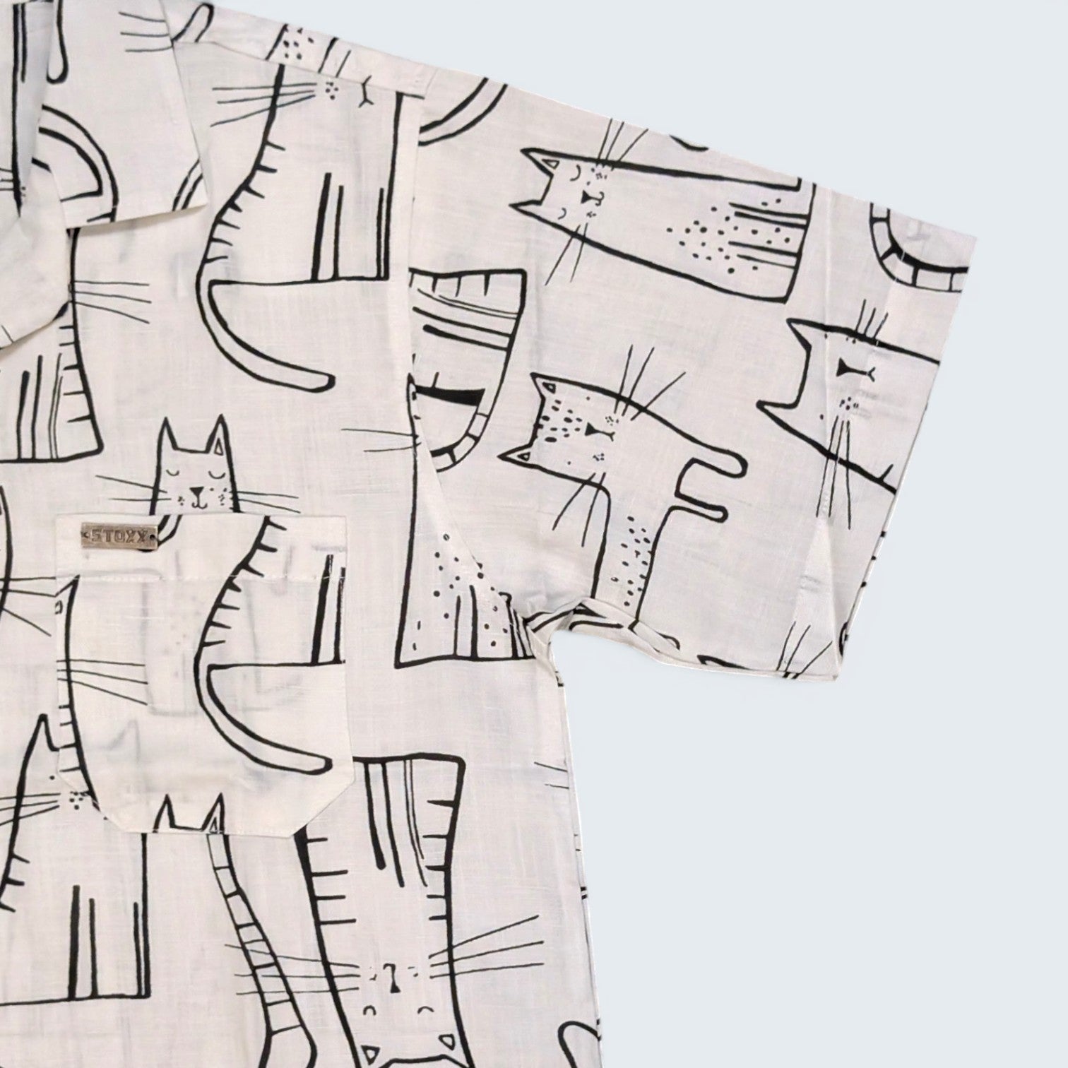 Stoxx Cream Cat Print Camp Collar Shirt — Size M