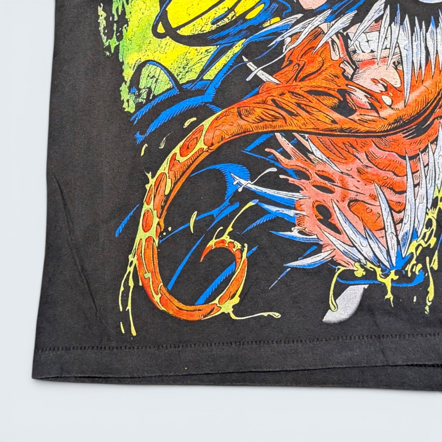 Venom Returns Comic Graphic Tee - XL