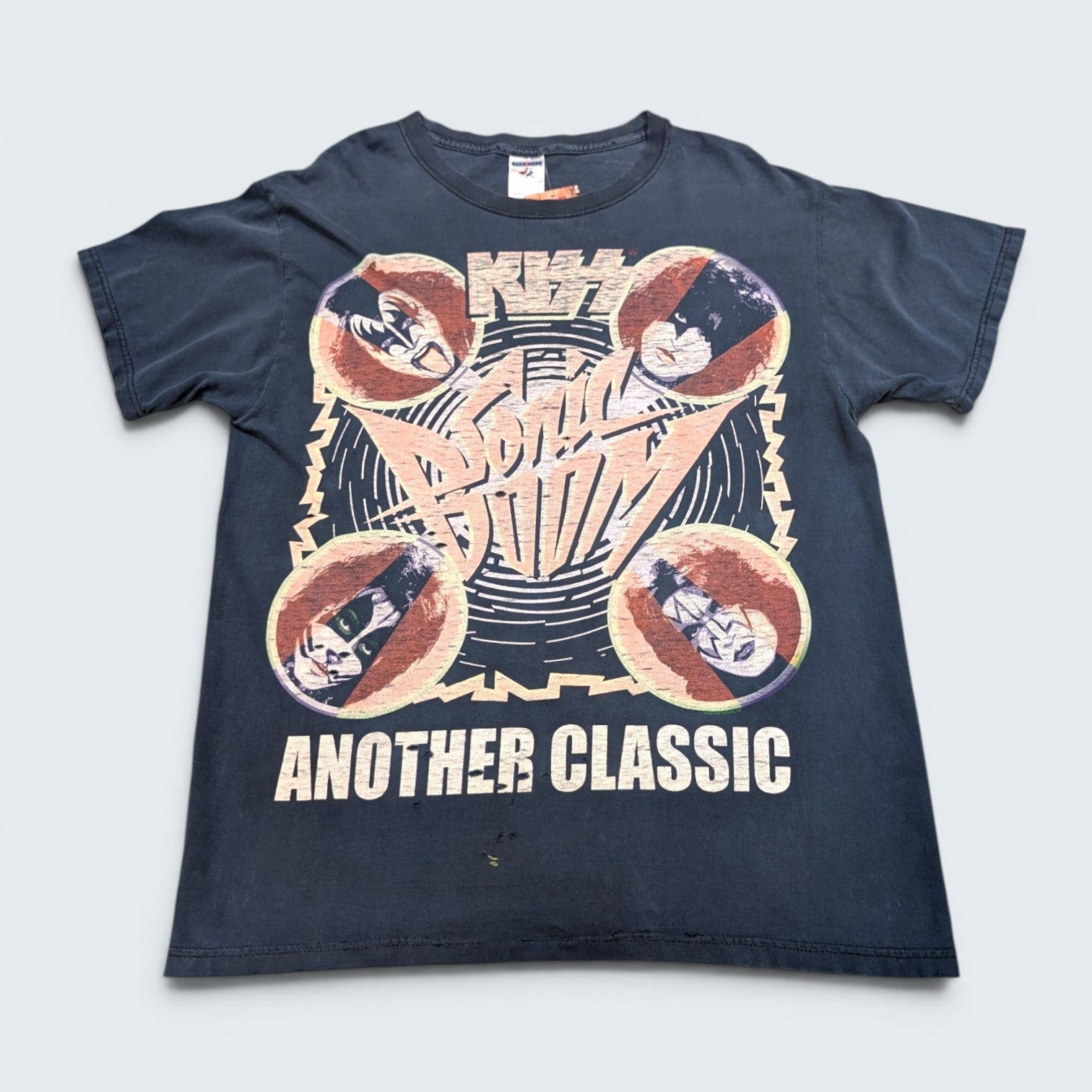 KISS "SONIC BOOM" Graphic Tee - L