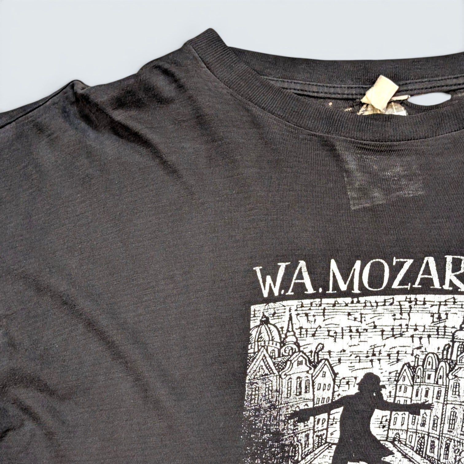 WA. Mozart "Prague" Tee - L