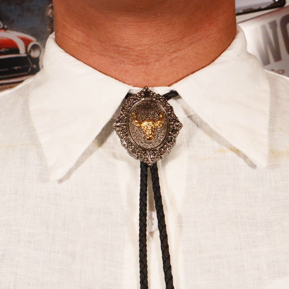 Longhorn Embellished Bolo Tie