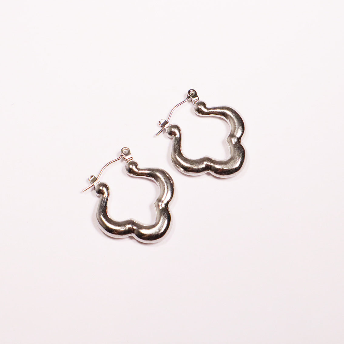 "Daisy" Silver Earrings